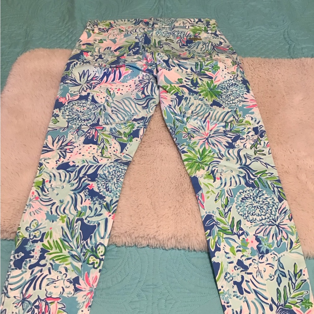 Lilly Pulitzer Tropical Print Capris